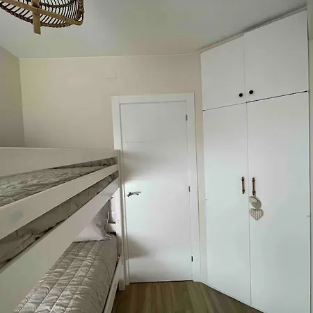 A 20 Metros De La Playa Con Parking Apartment *