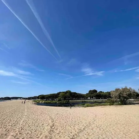 A 20 Metros De La Playa Con Parking Apartment